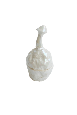 Handgefertigte Schmuckdose „Sprießender Pilz auf dem Stein“ aus Porzellan & Perlen