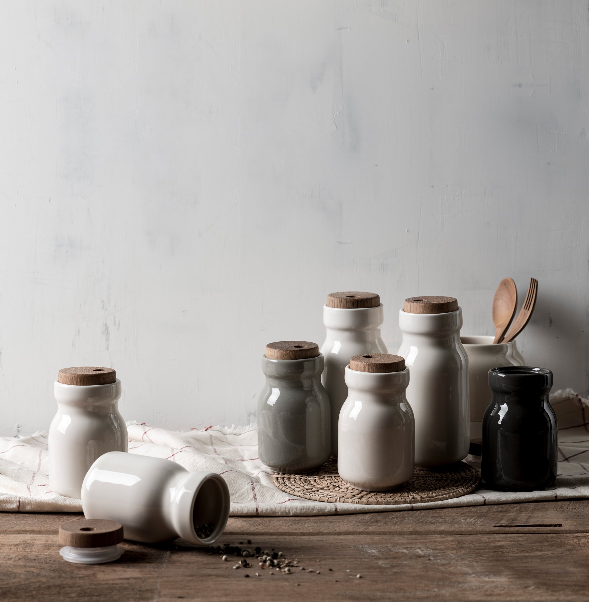 4-Way Spice Jar Cream White Large – HANforum - Main Image