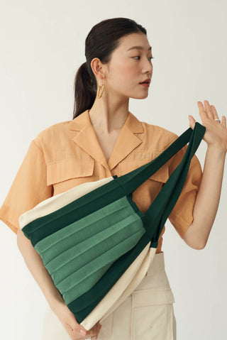 Knit Pleated 2-Way Shopper Bag made from Recycled Ocean Plastic - Bijarim Green